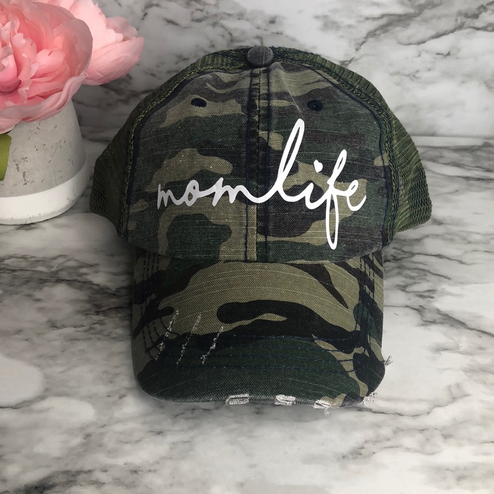 Ariebdesigns momlife fitted hat